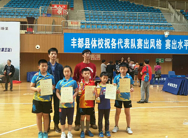 孩子學習乒乓球有著哪些好處 孩子學習乒乓球有著哪些好處